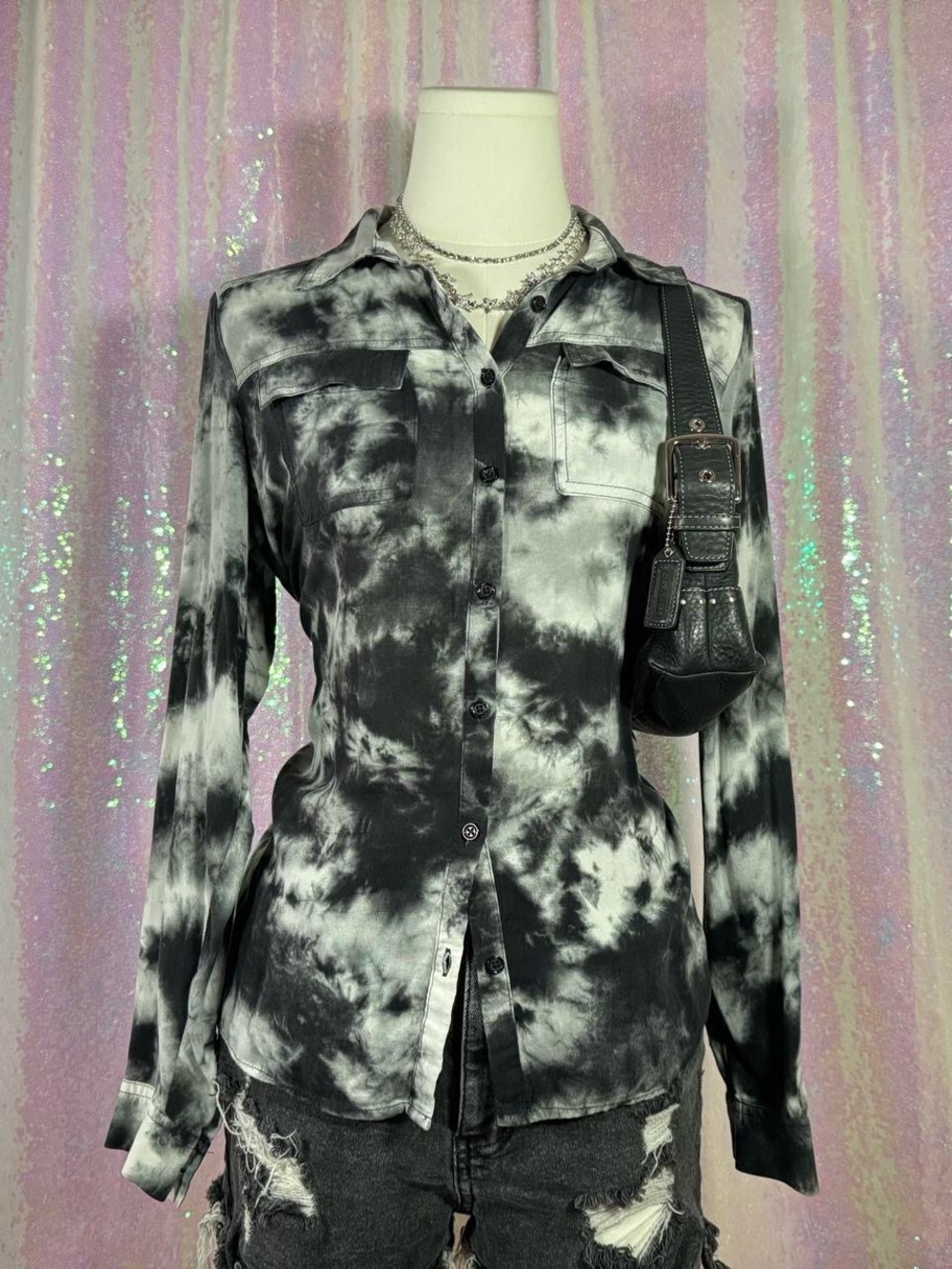 a.n.a. Black and Gray Tie Dye Button-Up Blouse ★彡